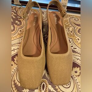 Vivaia sling back square toe Heeled Shoes in Nutmeg NWOT sz 39